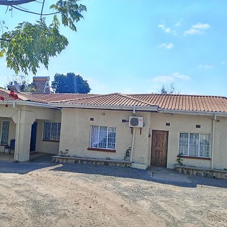 Matt Bed And Breakfast Λιλόνγκουε Εξωτερικό φωτογραφία