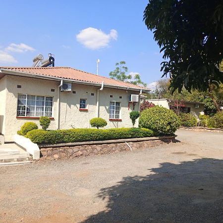 Matt Bed And Breakfast Λιλόνγκουε Εξωτερικό φωτογραφία
